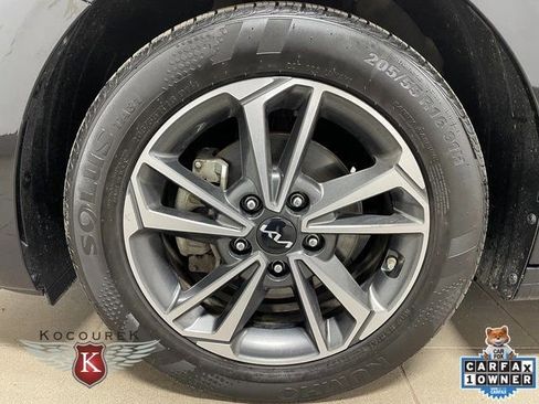 Used 2023 Kia Forte LXS FWD image 8