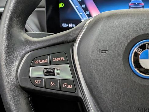 Used 2024 BMW i4 xDrive40i AWD/4WD image 36