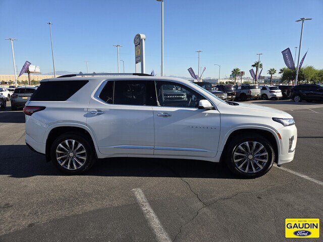 Used 2023 Chevrolet Traverse Premier FWD image 8