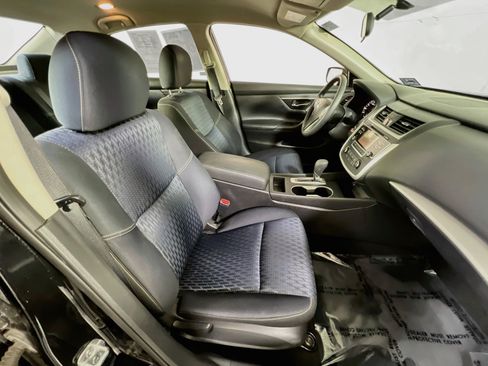 Used 2016 Nissan Altima 2.5 S w/ Power Driver Seat Package FWD image 25