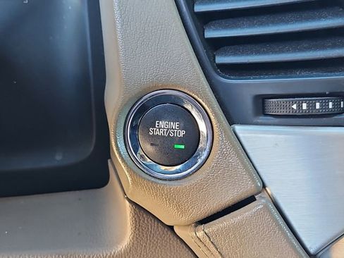 Used 2016 GMC Yukon SLT image 29