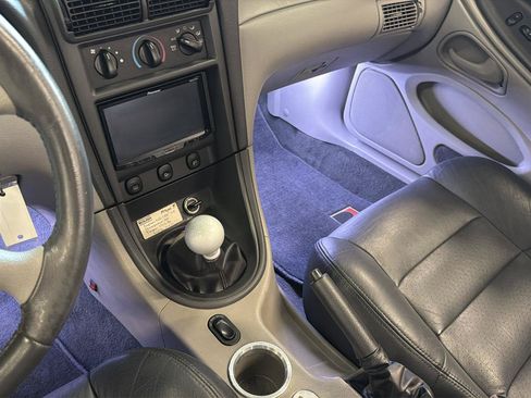 Used 2001 Ford Mustang GT RWD image 24