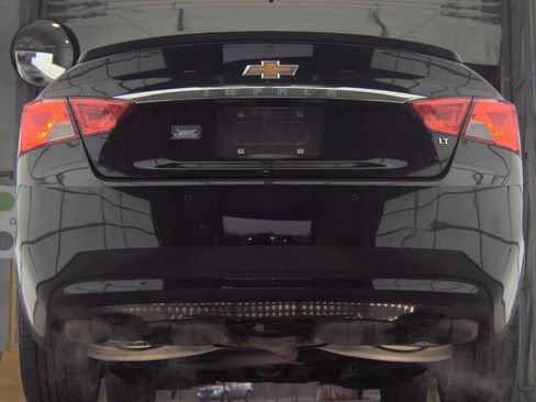 Used 2014 Chevrolet Impala LT image 16