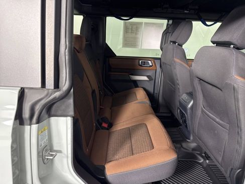 Used 2023 Ford Bronco Outer Banks image 15