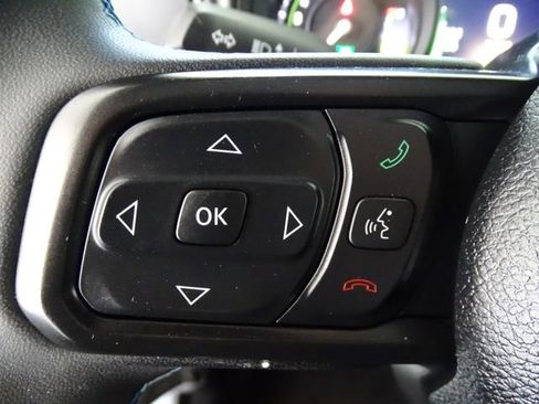 Certified 2025 Jeep Wrangler Unlimited Rubicon 4xe w/ Convenience Group AWD/4WD image 7