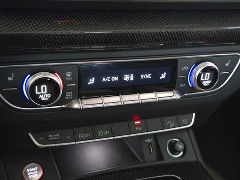 Used 2023 Audi SQ5 Premium Plus w/ Premium Plus Package AWD/4WD image 29