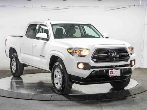 Certified 2019 Toyota Tacoma SR5 RWD image 6