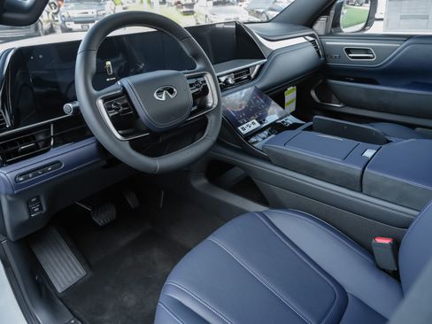 New 2026 INFINITI QX80 4WD w/ Sport Exterior Package image 7