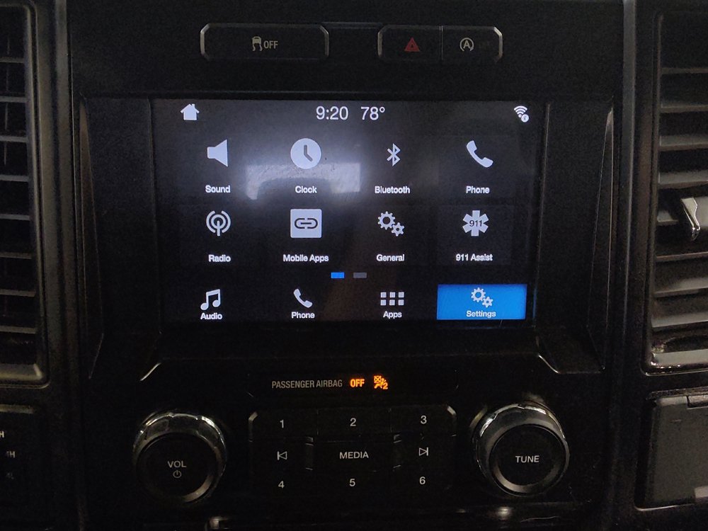 Used 2017 Ford F150 XL w/ Equipment Group 101A Mid AWD/4WD image 25