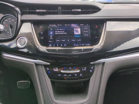 Certified 2023 Cadillac XT6 Sport w/ Technology Package AWD/4WD image 21