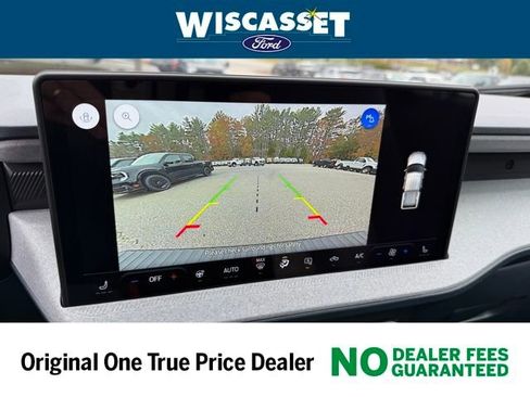 New 2025 Ford Maverick XLT w/ XLT Luxury Package image 8