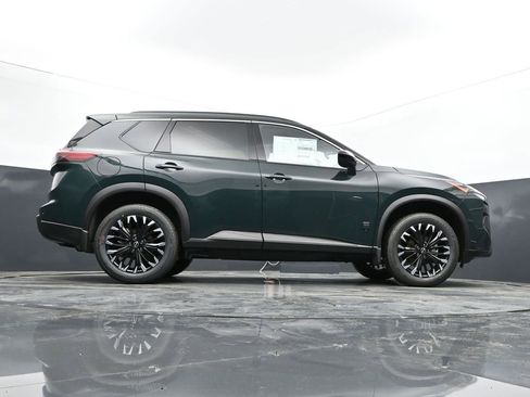 New 2026 Nissan Rogue SV image 32