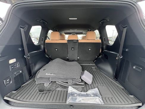 New 2026 Lexus LX 600 4WD w/ Luxury Package image 24