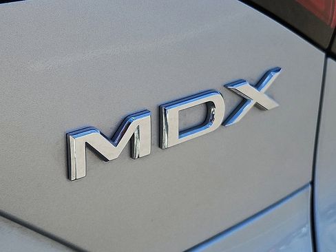 Used 2024 Acura MDX FWD w/ Technology Package image 11
