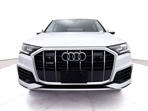 Used 2023 Audi Q7 3.0T Premium Plus AWD/4WD image 12