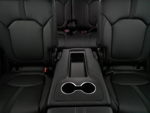 Certified 2025 Honda Pilot EX-L image 13