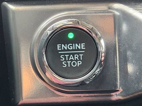 Used 2023 Ford F150 Lariat AWD/4WD image 23