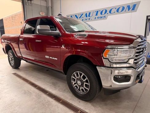 Used 2022 RAM 2500 Limited AWD/4WD image 2