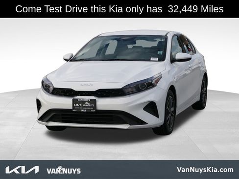 Used 2023 Kia Forte LXS image 7