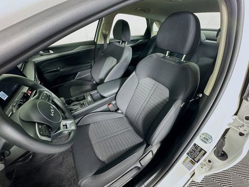 New 2025 Kia K5 LXS image 19