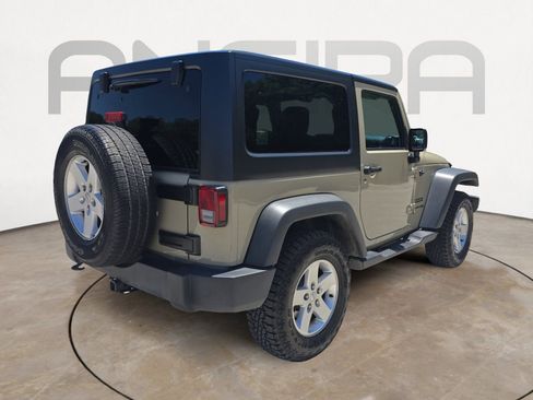 Used 2018 Jeep Wrangler Sport AWD/4WD image 10