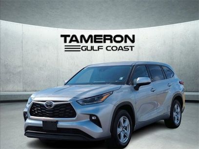 Used 2021 Toyota Highlander LE