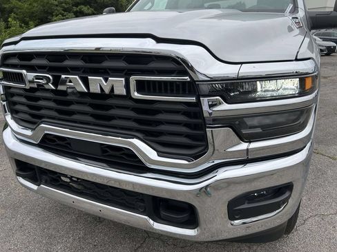 Used 2026 RAM 2500 Big Horn AWD/4WD image 11