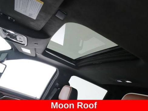Used 2024 GMC Sierra 3500 Denali Ultimate AWD/4WD image 19