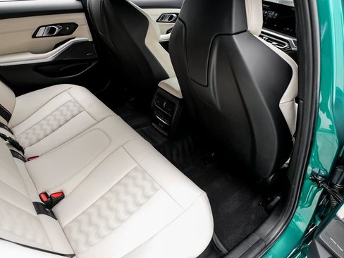 Used 2023 BMW M3 Competition image 32