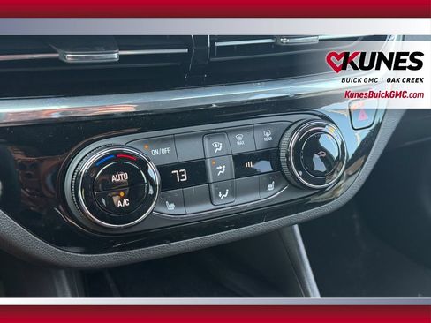 Used 2026 Buick Envista Sport Touring w/ Convenience I Package FWD image 28