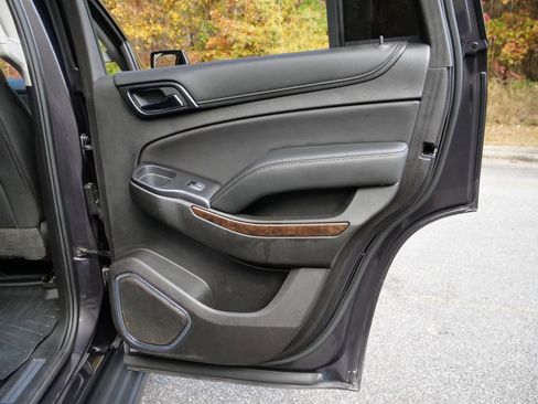 Used 2018 Chevrolet Tahoe LT image 42