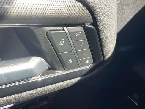 Used 2024 GMC Sierra 1500 AT4 w/ Technology Package image 25