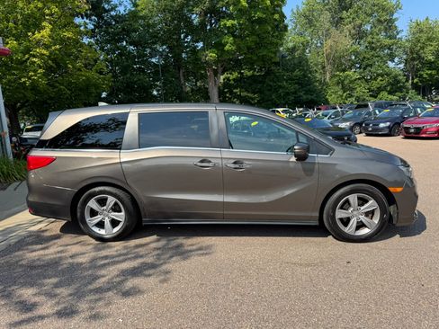 Used 2019 Honda Odyssey EX image 8
