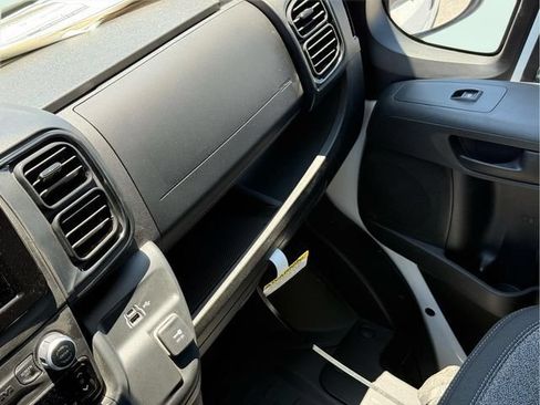 New 2026 RAM ProMaster 2500 w/ Storage Group FWD image 23