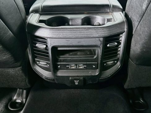 Used 2022 RAM 3500 Limited AWD/4WD image 21