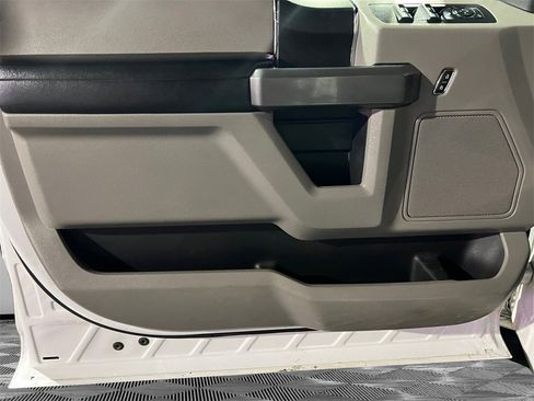 Used 2020 Ford F150 XLT w/ Trailer Tow Package image 20