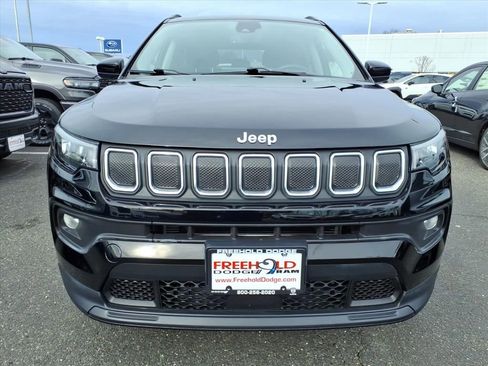 Used 2022 Jeep Compass Latitude w/ Convenience Group image 2