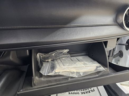 Used 2020 Chevrolet Camaro LT w/ Technology Package image 37