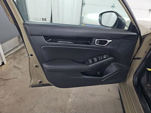 Used 2025 Honda Civic Sport Touring image 16