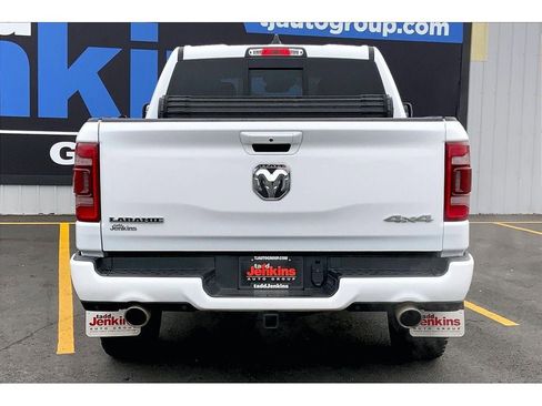 Used 2024 RAM 1500 Laramie AWD/4WD image 4