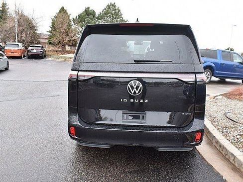 New 2025 Volkswagen ID. Buzz Pro S Plus image 5
