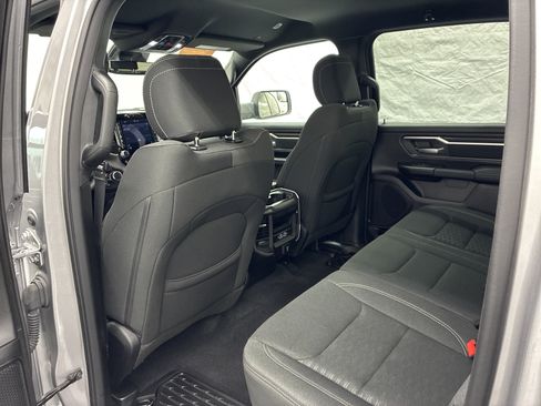 Certified 2025 RAM 1500 Big Horn AWD/4WD image 14
