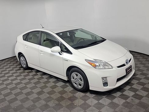 Used 2011 Toyota Prius Two image 2