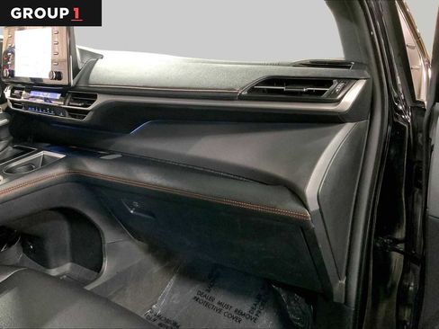 Used 2024 Toyota Sienna XSE w/ XSE Plus Package AWD/4WD image 19