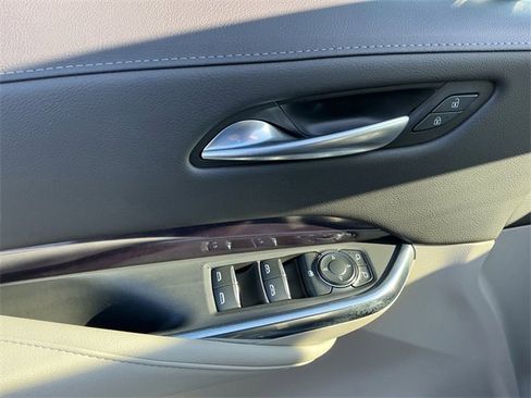 Certified 2023 Cadillac XT4 Luxury w/ Cold Weather Package image 19