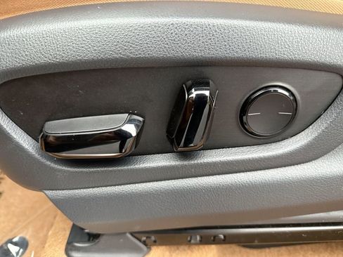 Used 2023 Lexus RZ 450e Premium w/ Technology Package image 14