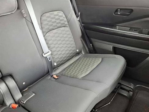 Certified 2024 Nissan Pathfinder S image 18