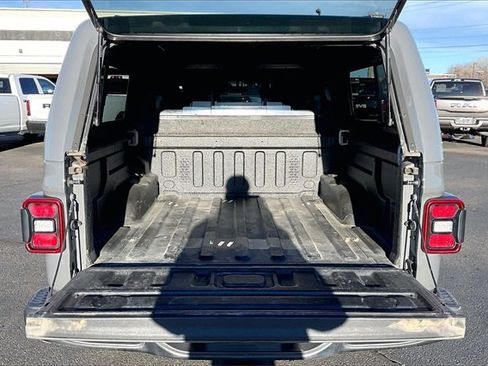 Used 2020 Jeep Gladiator Rubicon image 30