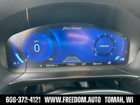 Used 2021 Ford Escape Titanium w/ Titanium Elite Package AWD/4WD image 24