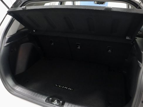 Certified 2023 Hyundai Venue Limited image 14